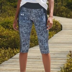 Under Armour Compression Yoga Pants Large (YLEG17)